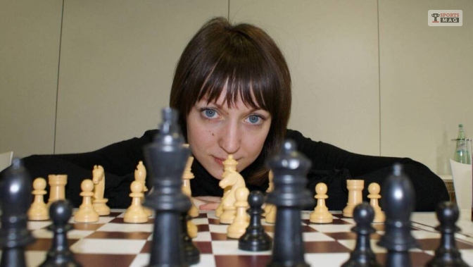 15 Hottest Chess Players You Wish You Could Be